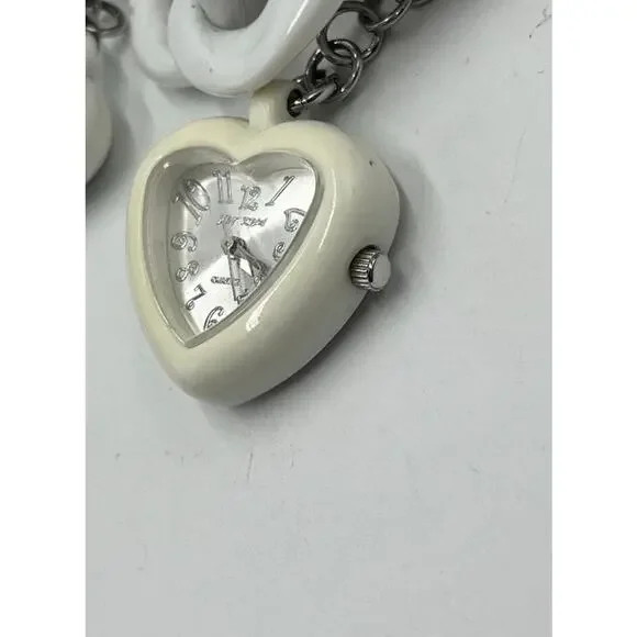 Betsey Johnson Vintage Puffy 3D
White Acrylic Heart Chain
Bracelet Watch BJ7016 - Picture 12 of 16